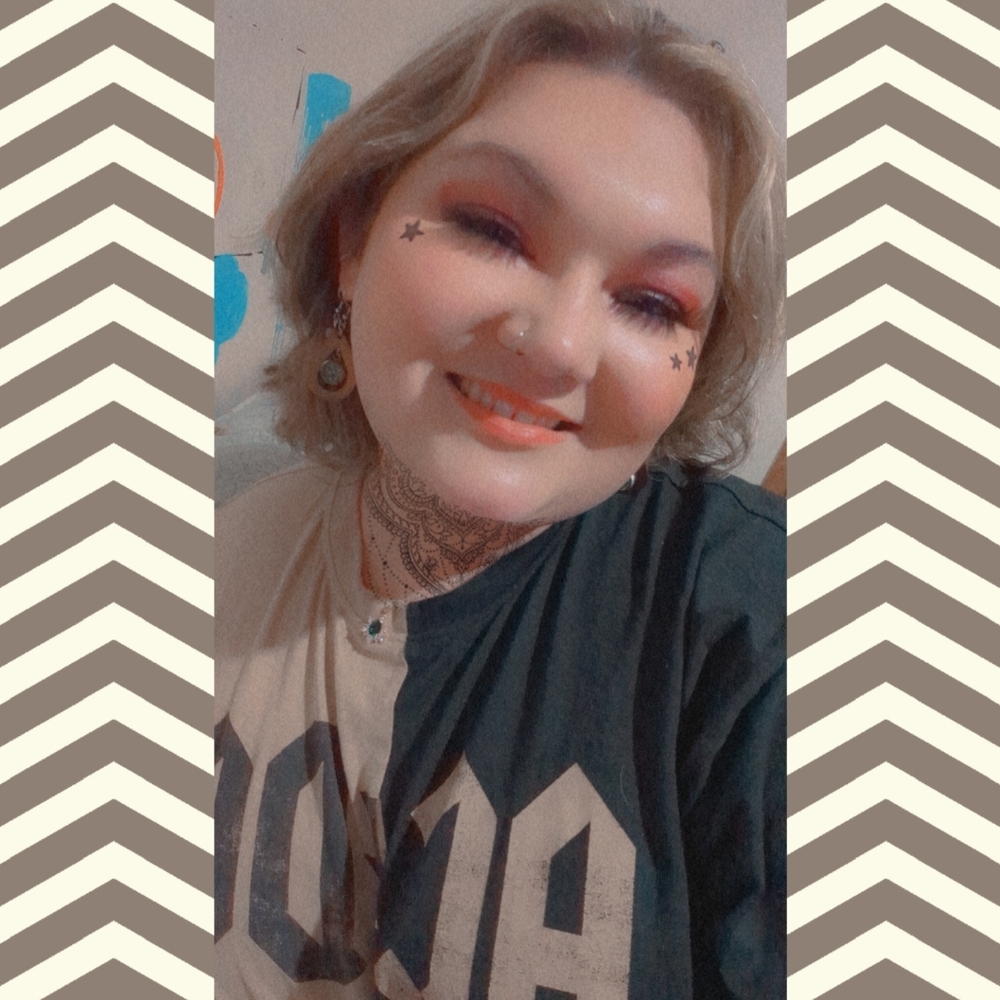 Meet your Posher, Marissa
